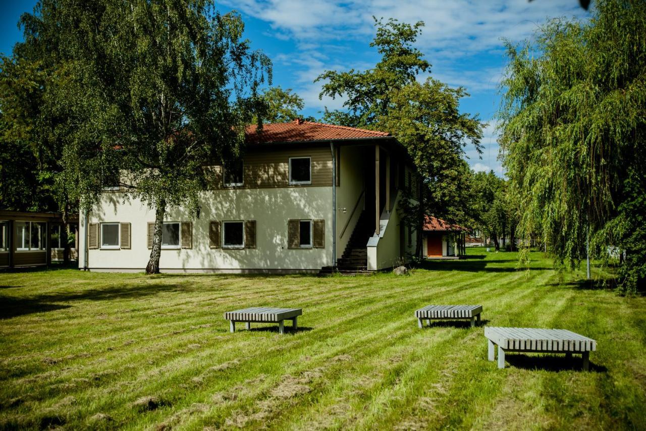 Miedzynarodowy Dom Spotkan Mlodziezy W Oswiecimiu Kültér fotó